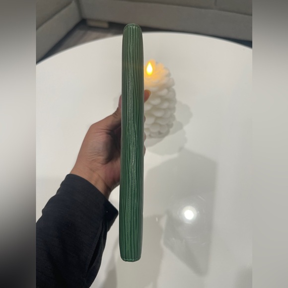 LOUIS VUITTON AUTHENTIC GREEN EPI LEATHER WALLET ✨️EUC - Picture 7 of 15